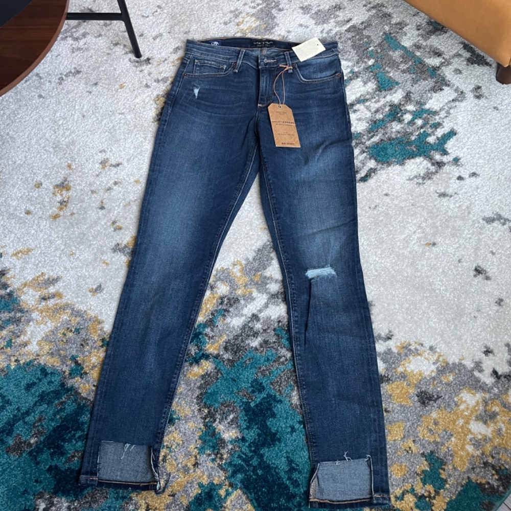 Lucky Brand Ava Skinny Jeans Women's size 4/27 A NWT Mid Rise Retail $129